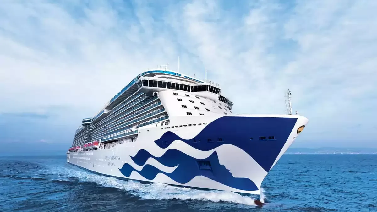 Le Majestic Princess en mer, vu du ciel