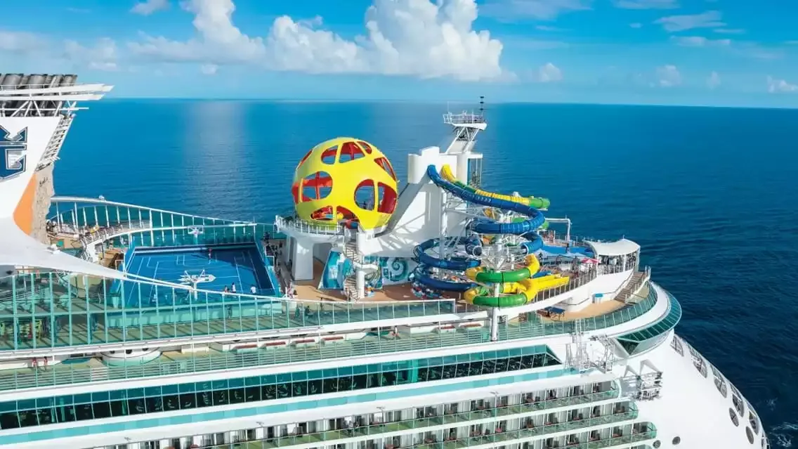 Le Mariner of the Seas en mer, vu du ciel
