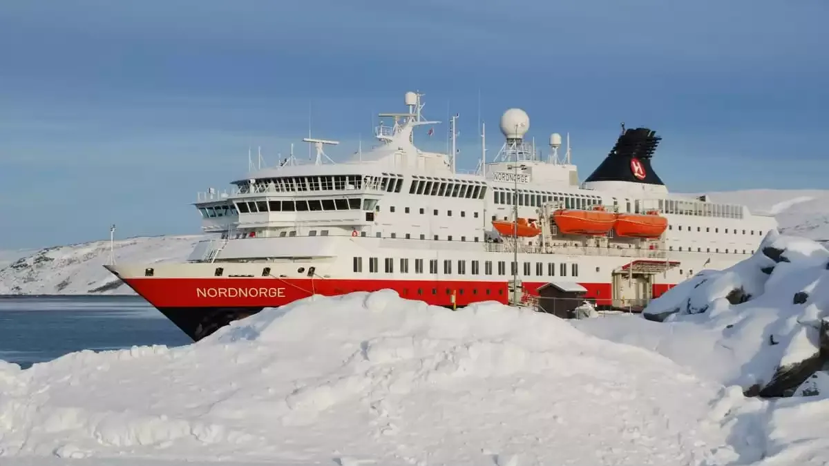 Le MS Nordnorge en mer, vu du ciel
