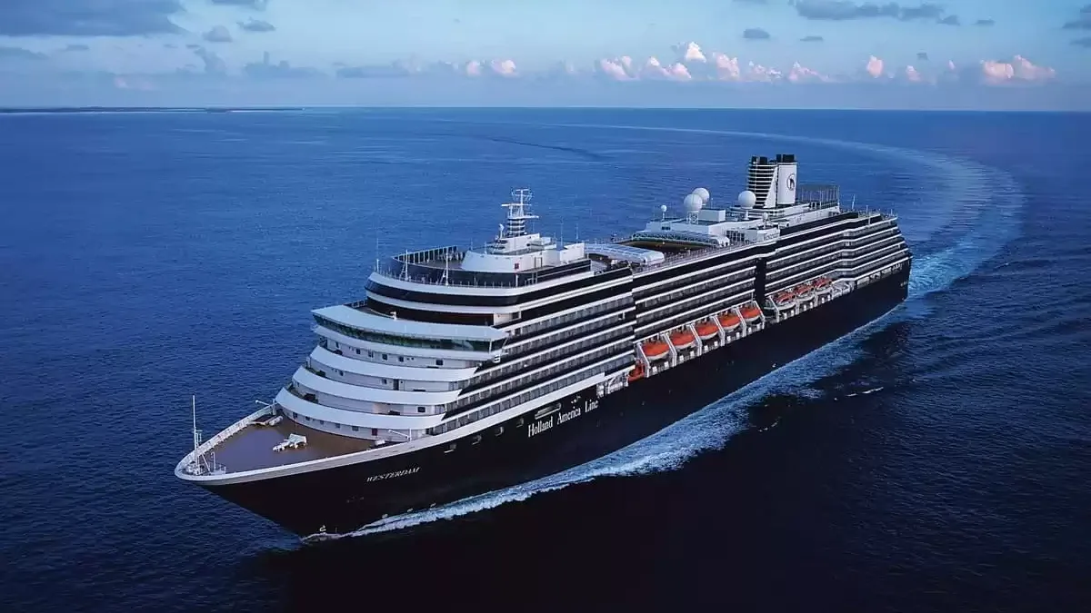 Le MS Westerdam en mer, vu du ciel