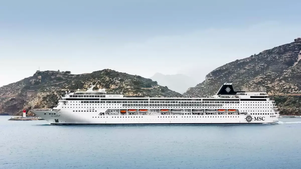 Le MSC Armonia en mer, vu du ciel