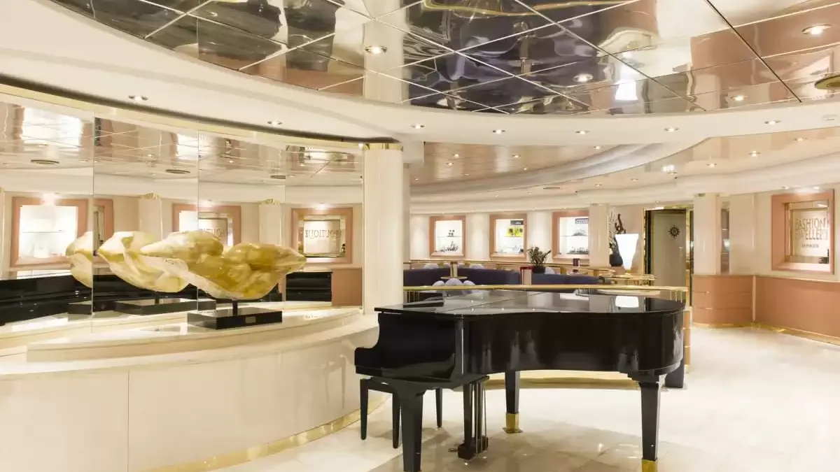 Espaces et activités à bord du MSC Lirica