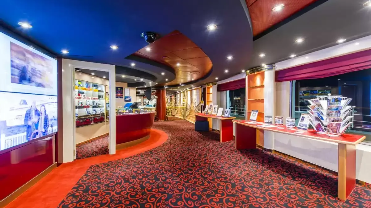 Espaces et activités à bord du MSC Lirica