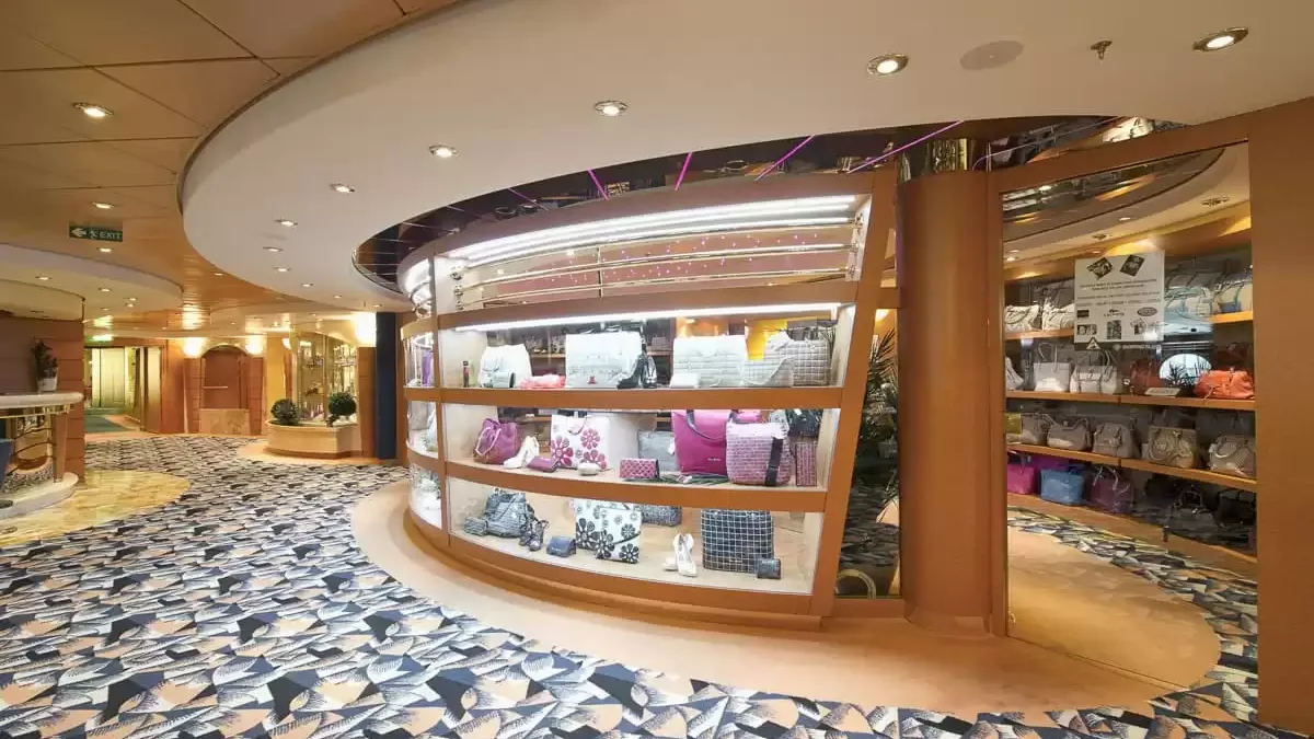 Espaces et activités à bord du MSC Musica