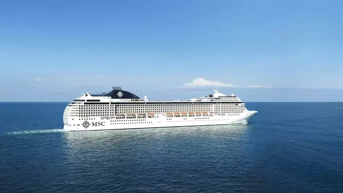 Le MSC Musica en mer, vu du ciel