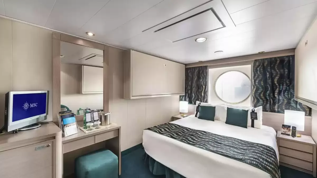 Une cabine à bord du MSC Poesia