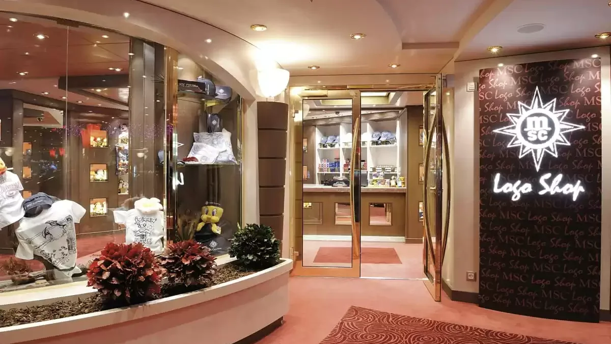 Espaces et activités à bord du MSC Poesia