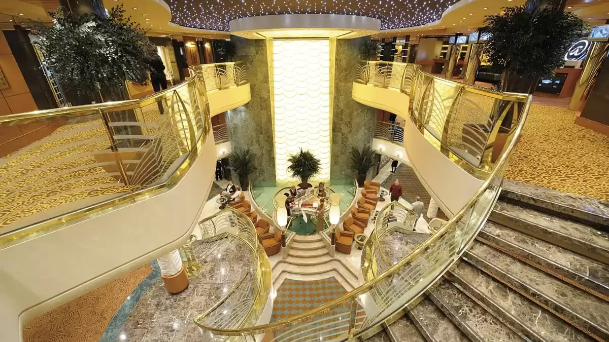 Espaces et activités à bord du MSC Poesia