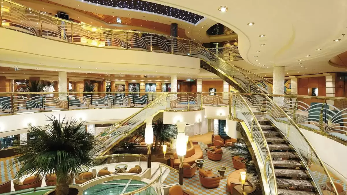 Espaces et activités à bord du MSC Poesia