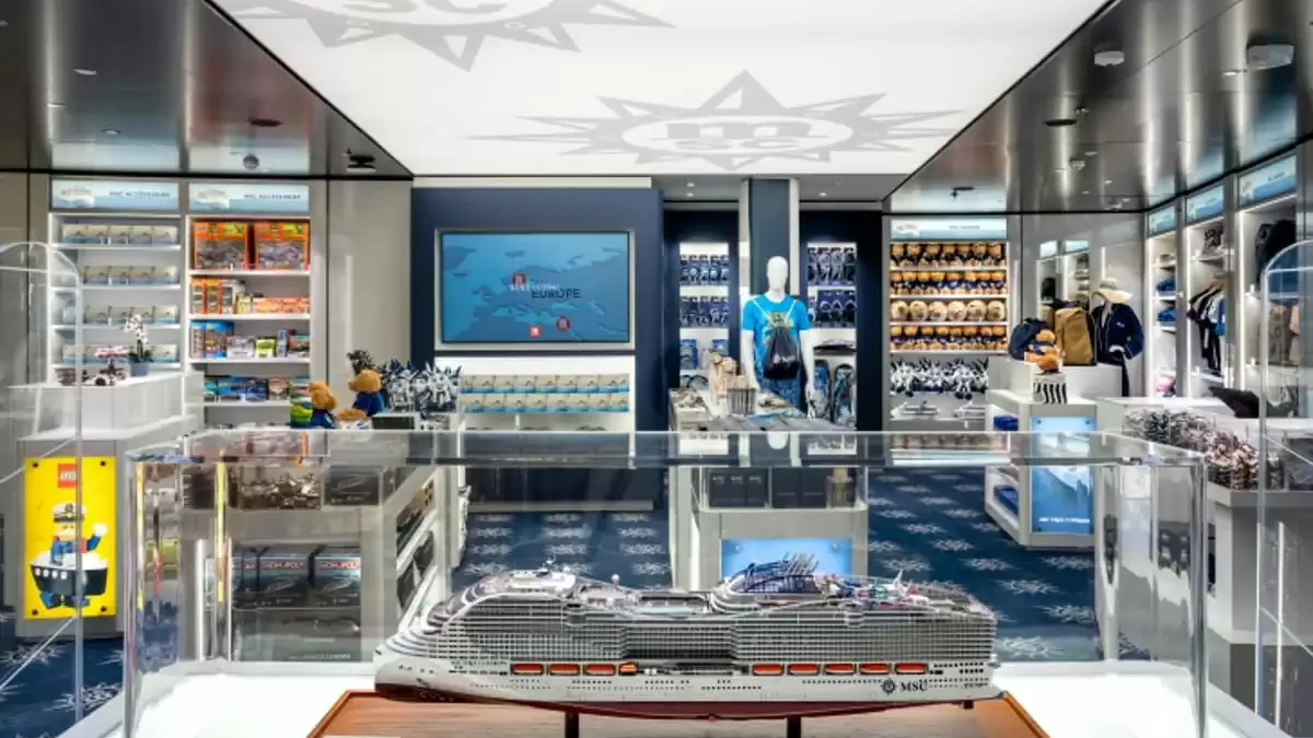Espaces et activités à bord du MSC World Asia