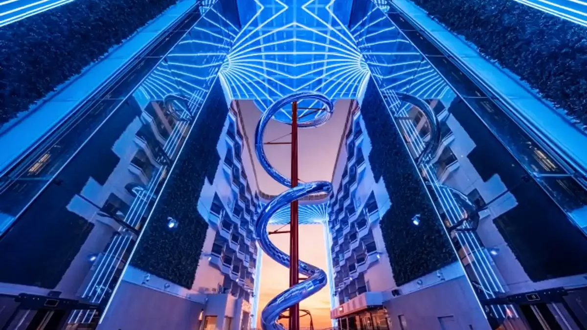 Espaces et activités à bord du MSC World Asia