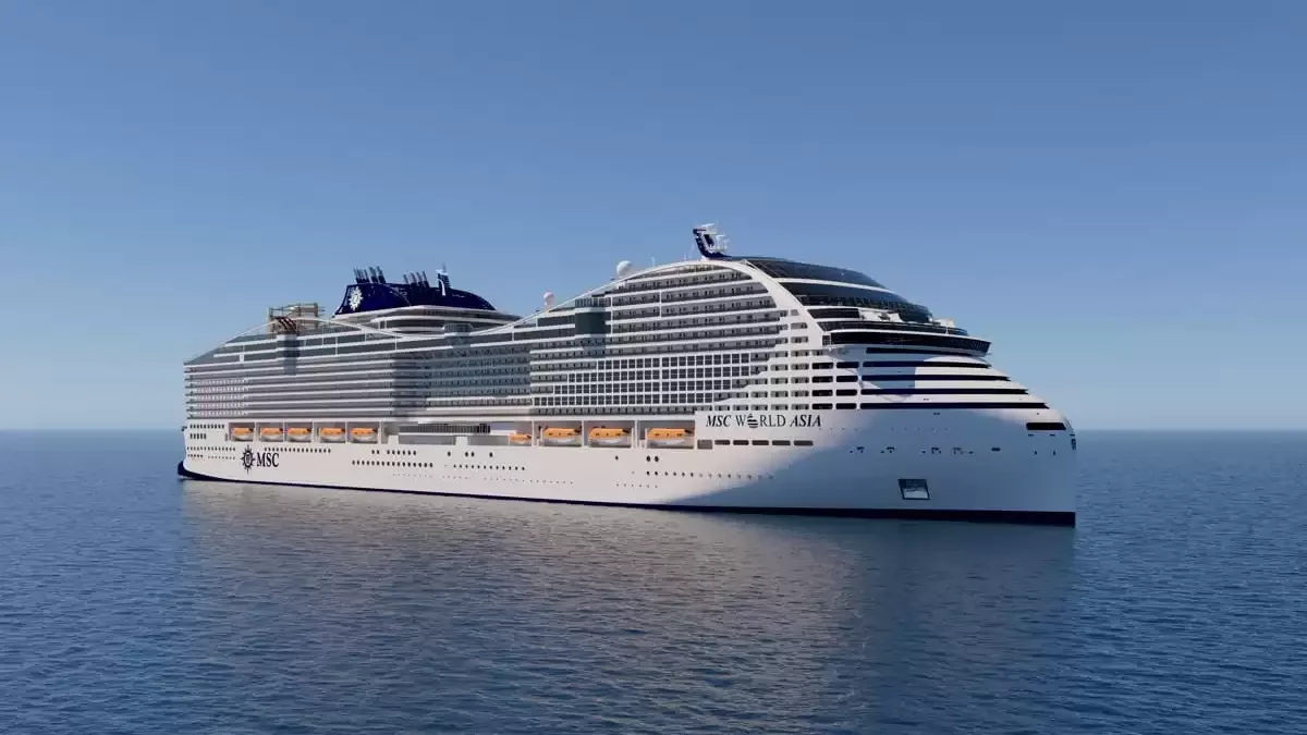 Le MSC World Asia en mer, vu du ciel