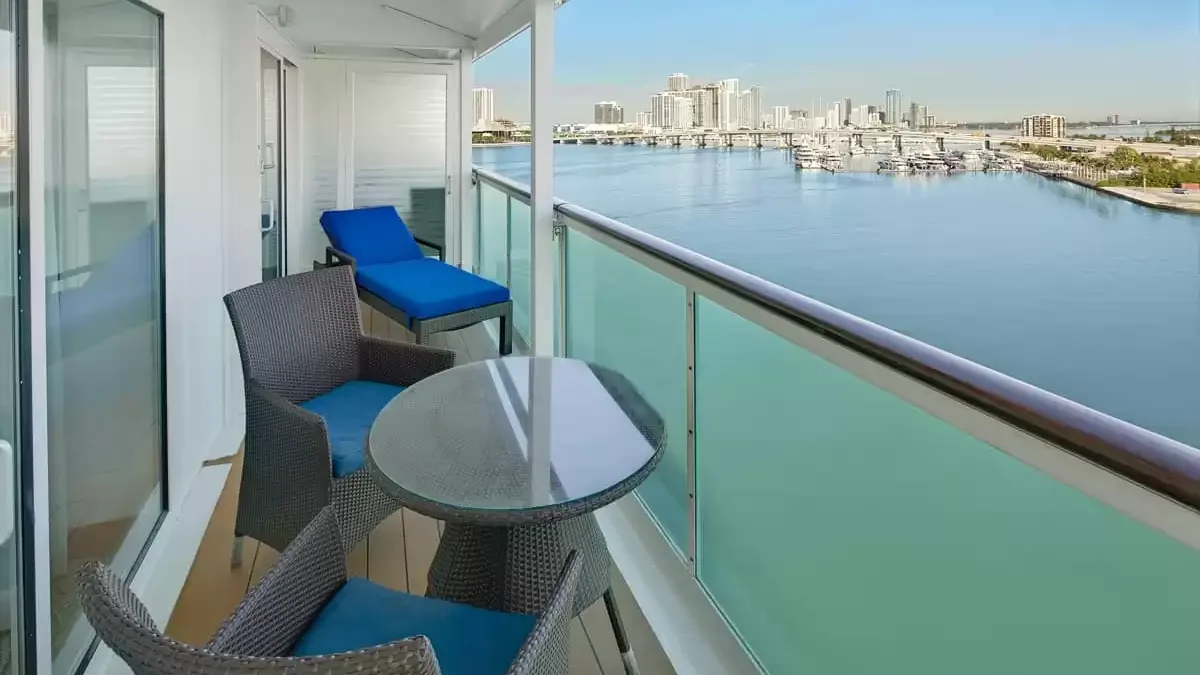 Une cabine à bord du Navigator of the Seas
