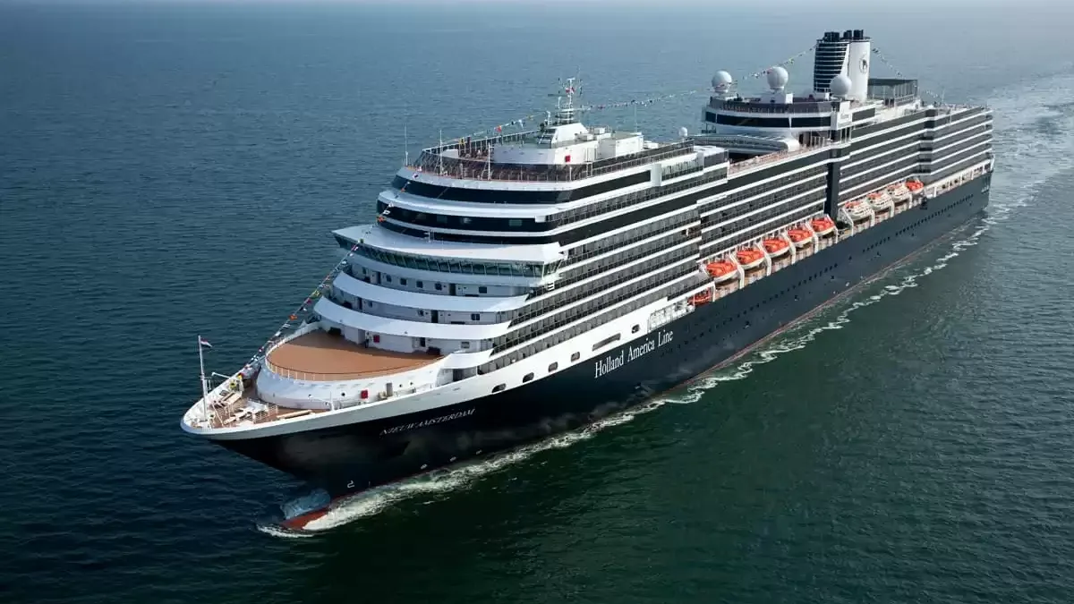 Le Nieuw Amsterdam en mer, vu du ciel