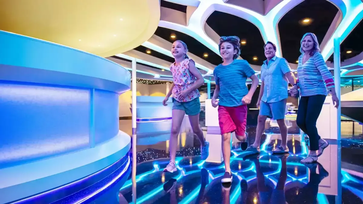 Espaces et activités à bord du Norwegian Encore