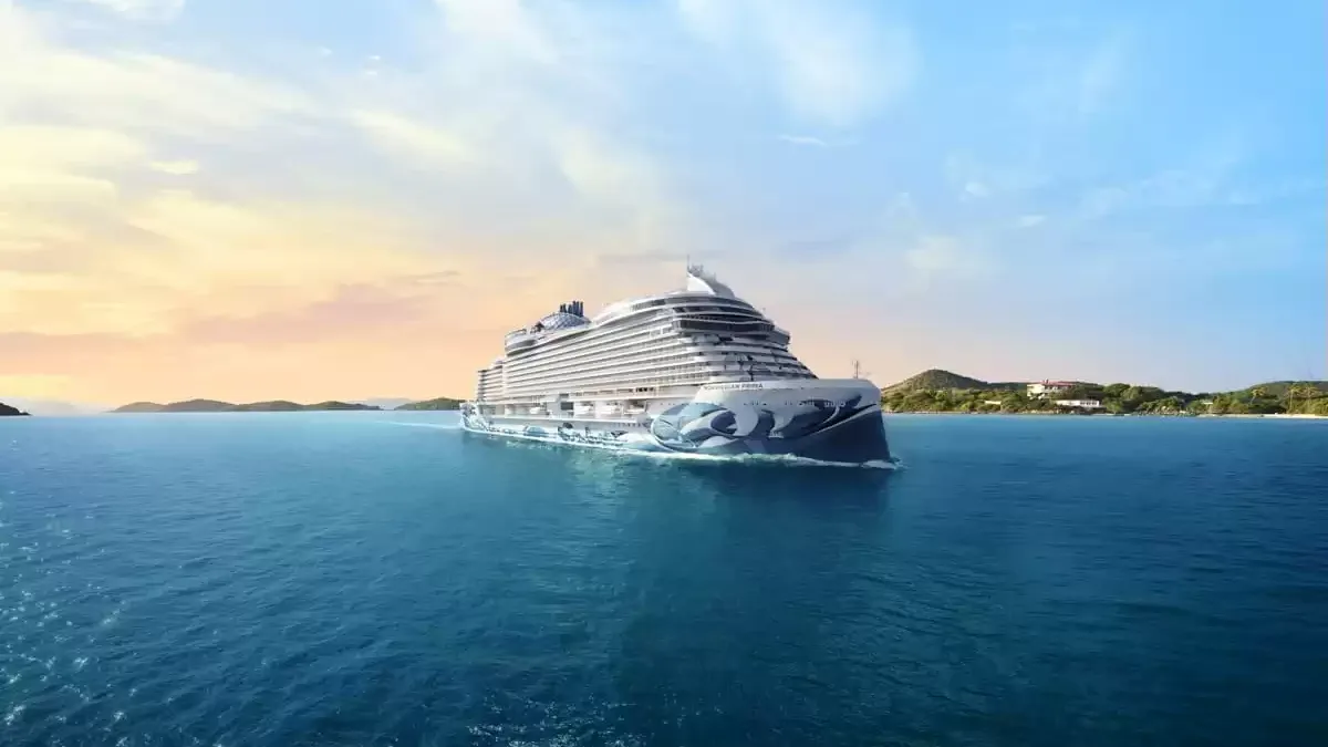 Le Norwegian Prima en mer, vu du ciel