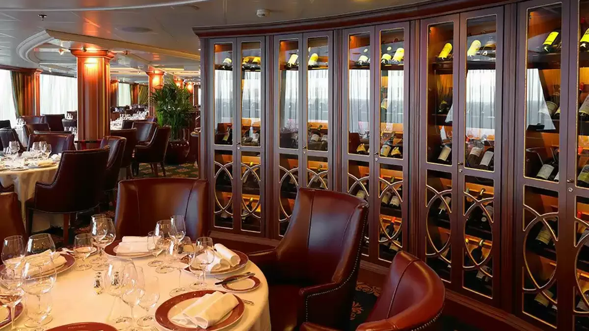 Espaces et activités à bord du Oceania Allura