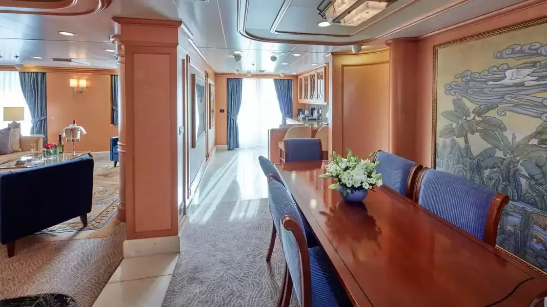 Une cabine à bord du Queen Elizabeth