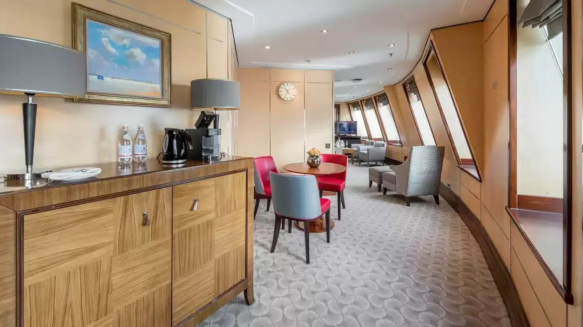Une cabine à bord du Queen Mary 2