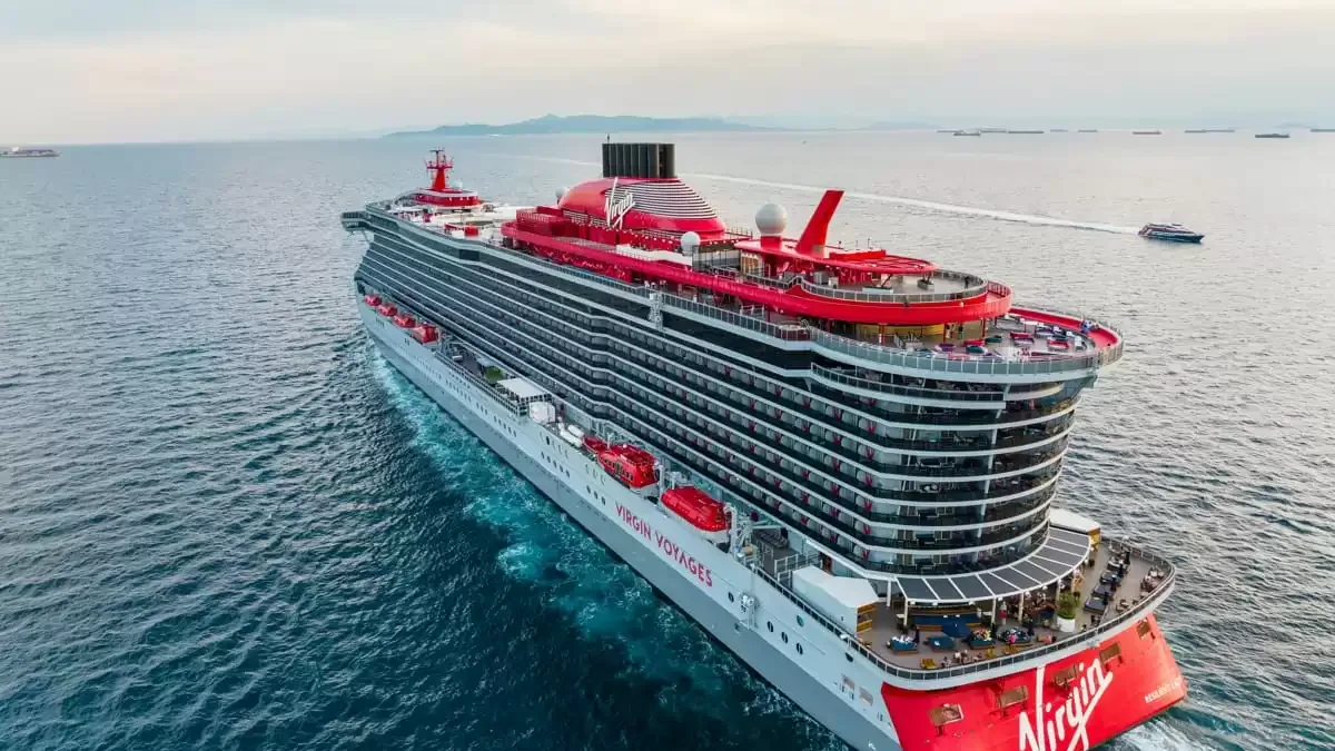 Le Resilient Lady en mer, vu du ciel