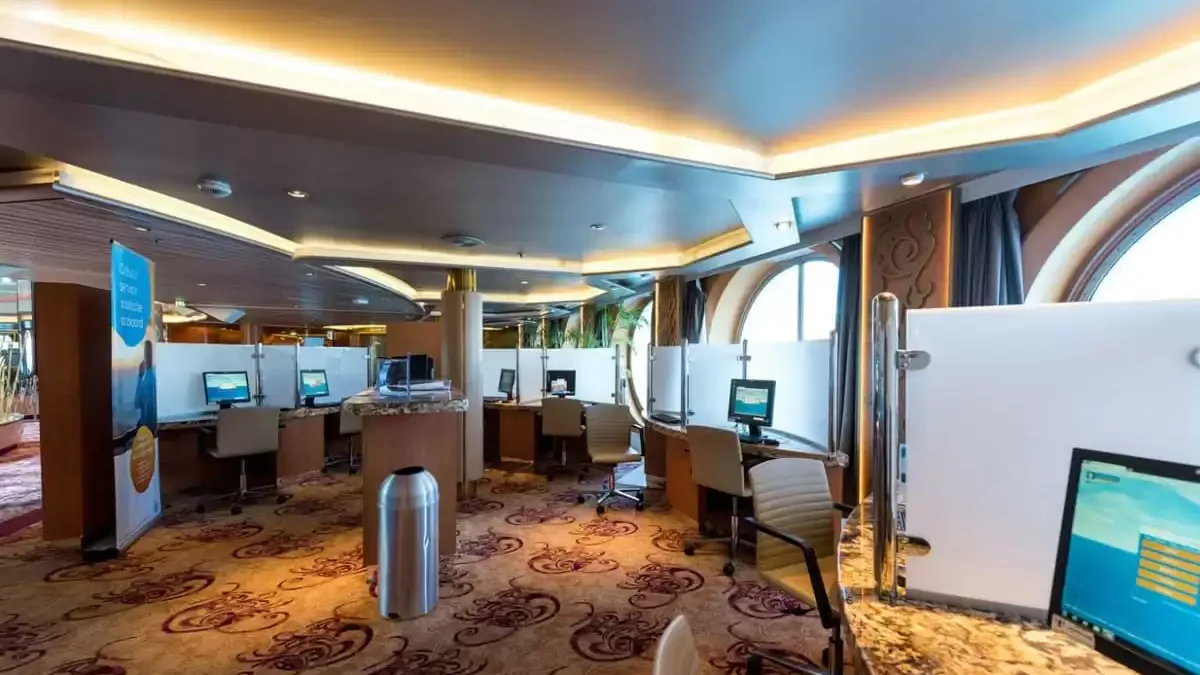 Espaces et activités à bord du Rhapsody of the Seas