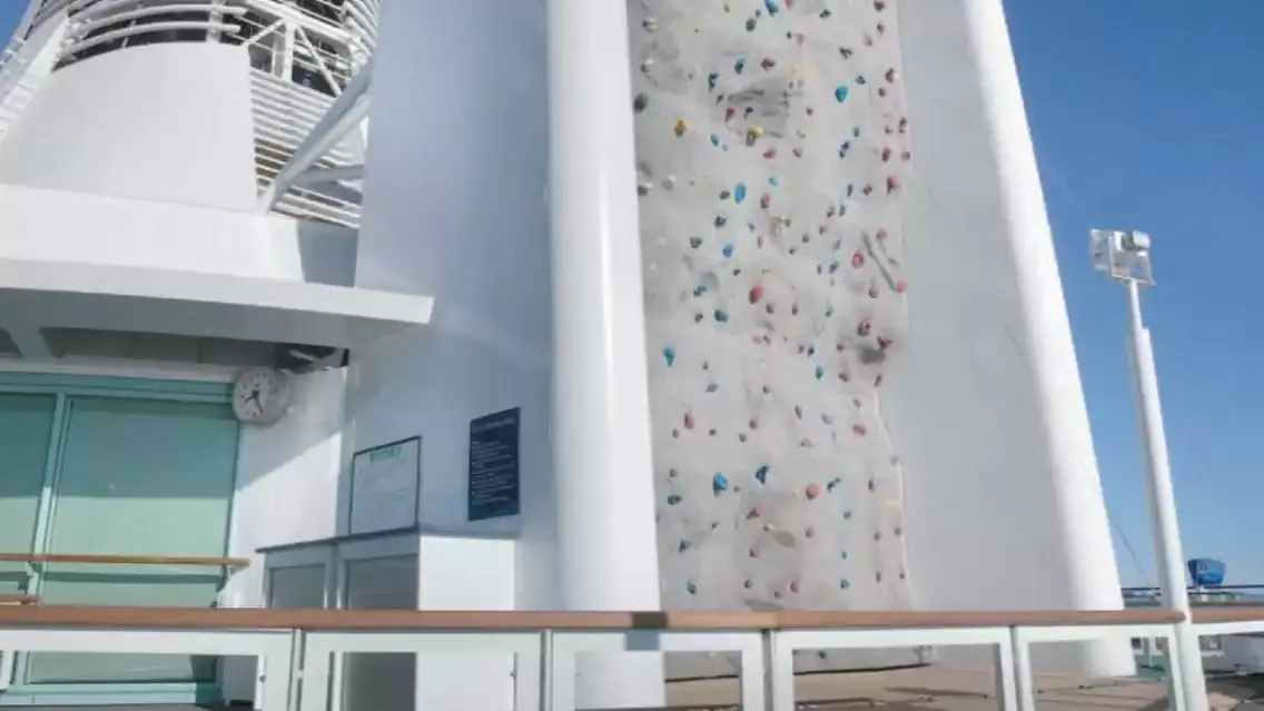 Espaces et activités à bord du Rhapsody of the Seas