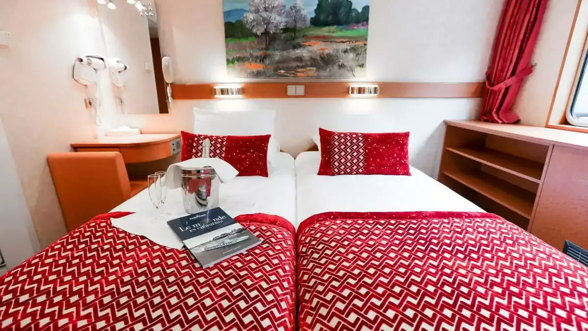 Une cabine à bord du Rhone Princess