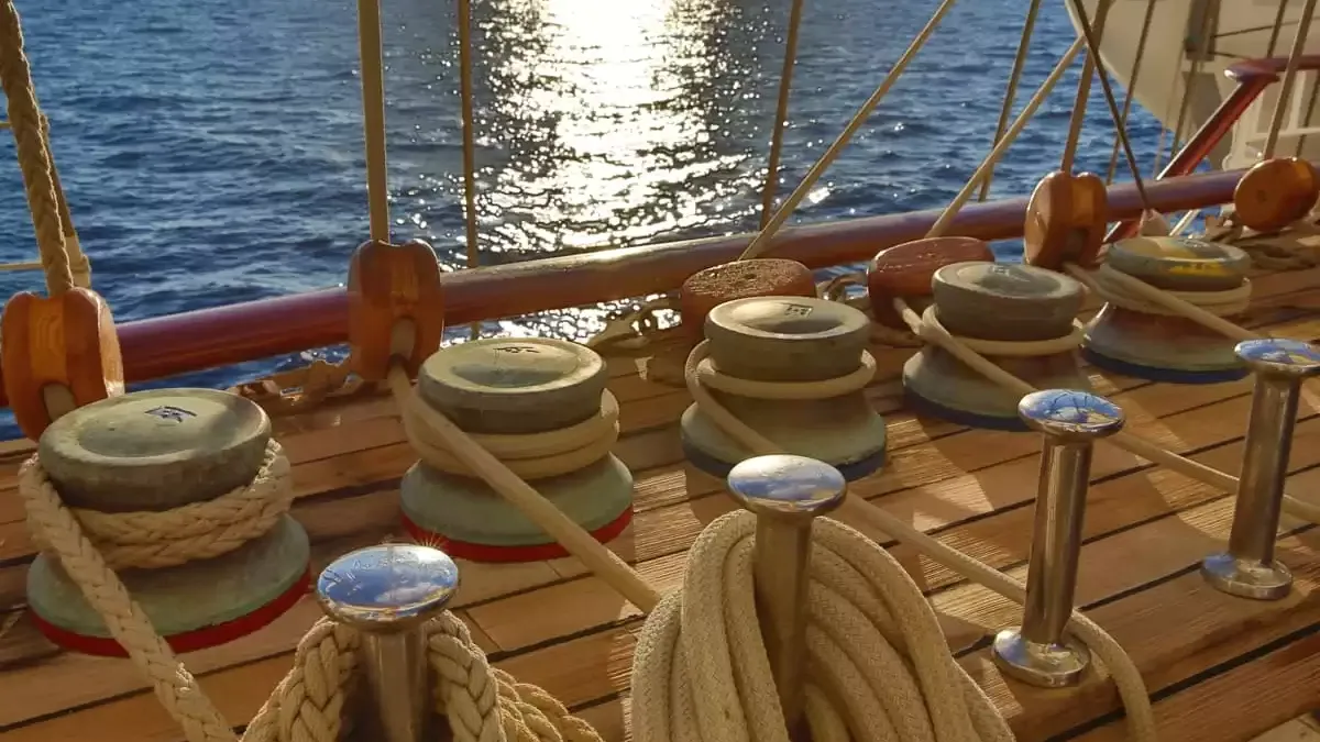 Espaces et activités à bord du Royal Clipper