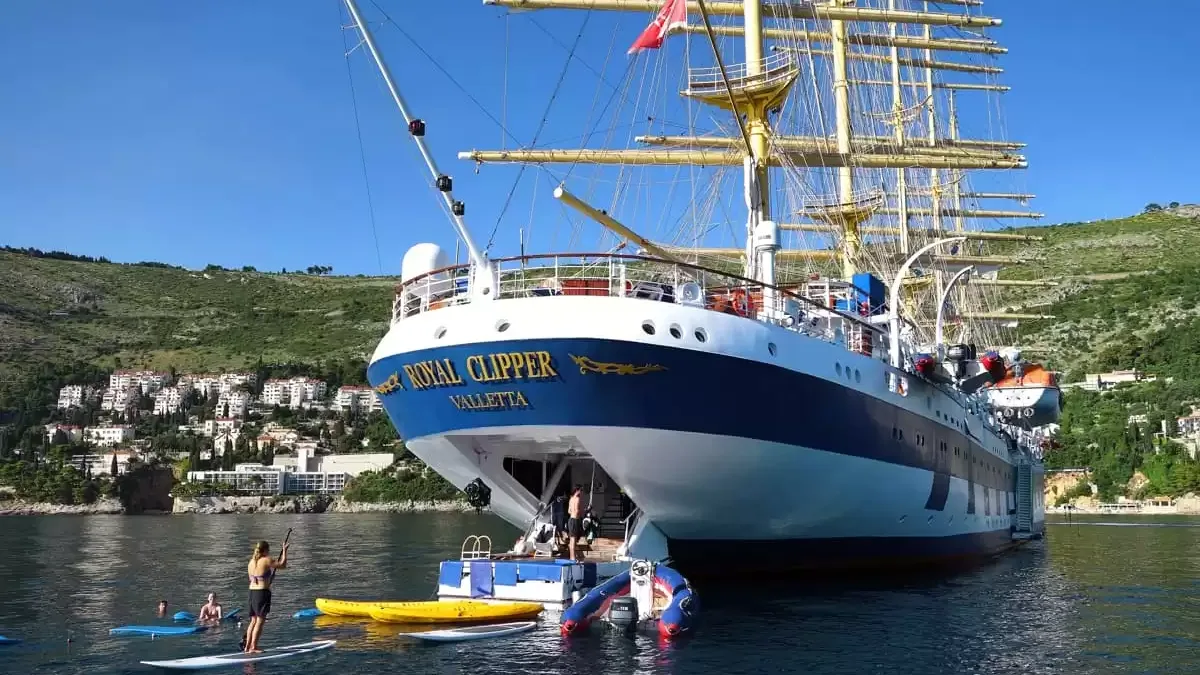 Espaces et activités à bord du Royal Clipper