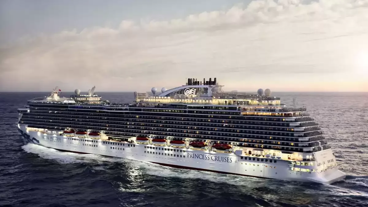 Le Royal Princess en mer, vu du ciel