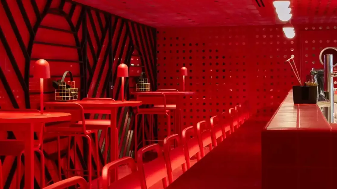 Espaces et activités à bord du Scarlet Lady