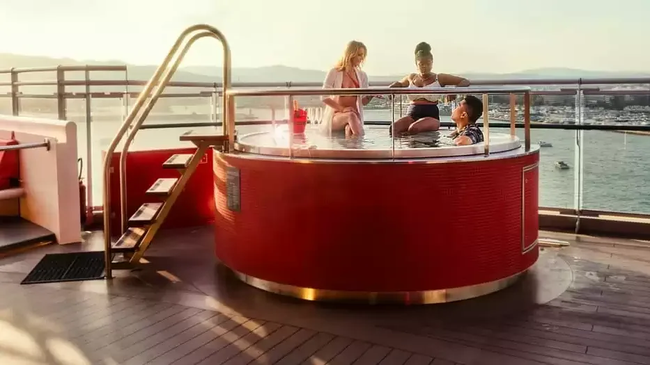 Espaces et activités à bord du Scarlet Lady