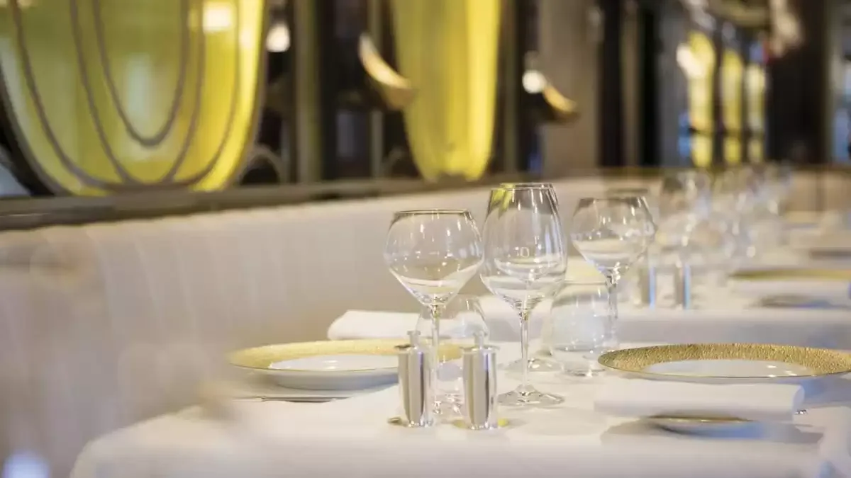 Espaces et activités à bord du Seven Seas Explorer
