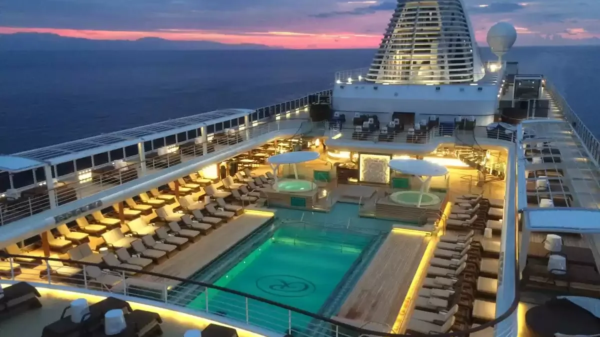 Espaces et activités à bord du Seven Seas Explorer