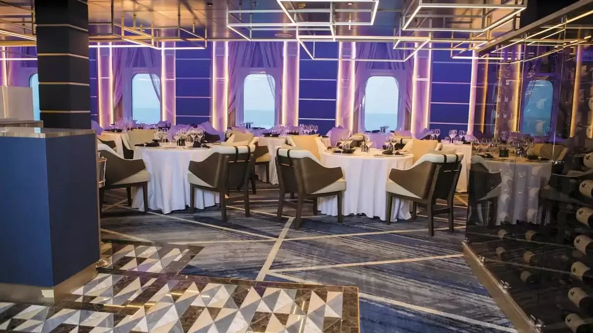 Espaces et activités à bord du Seven Seas Mariner