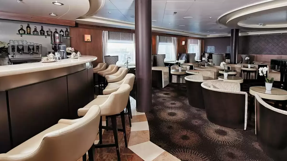 Espaces et activités à bord du Seven Seas Navigator