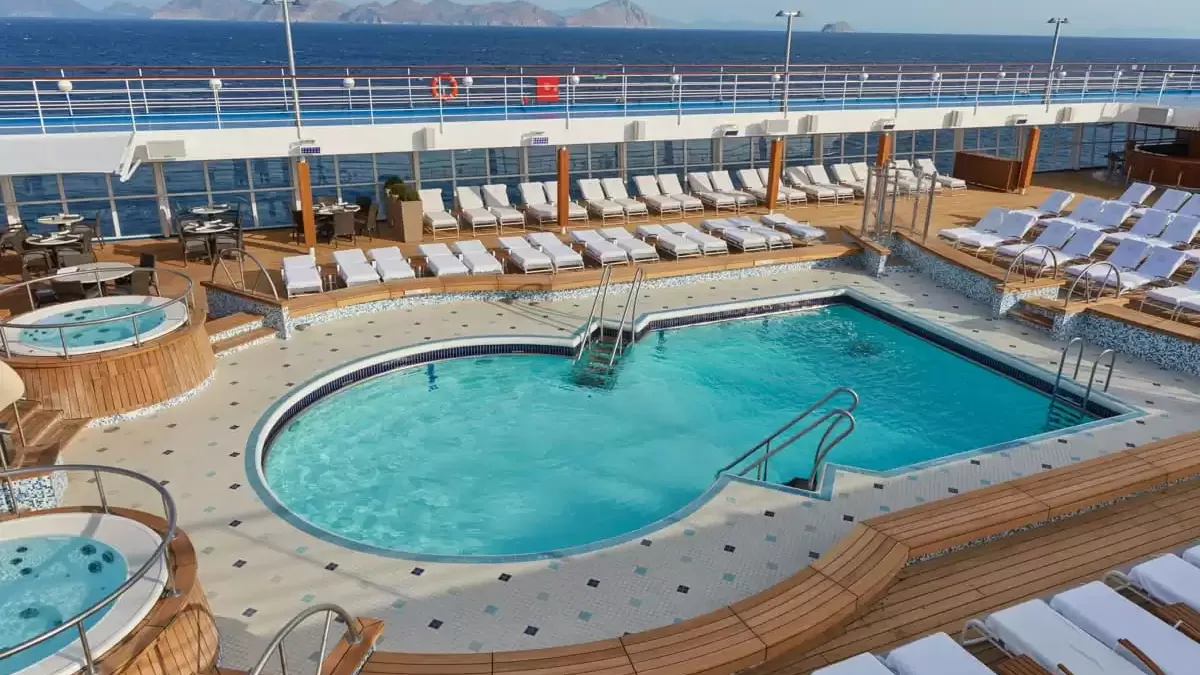 Espaces et activités à bord du Seven Seas Voyager
