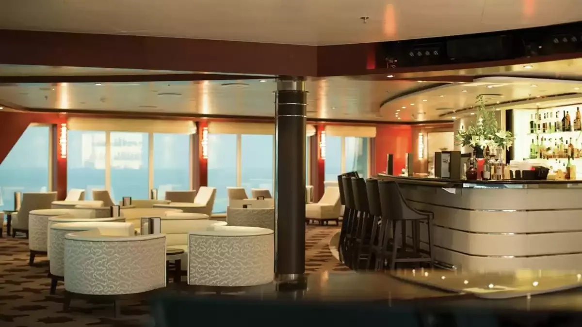 Espaces et activités à bord du Seven Seas Voyager