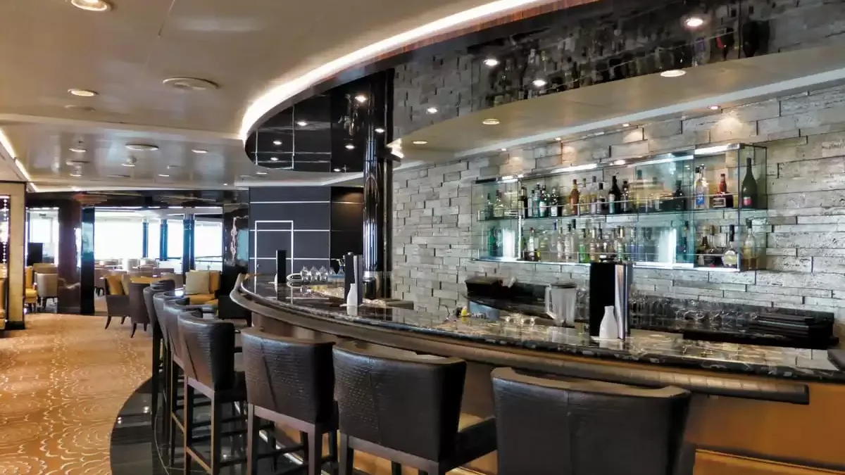 Espaces et activités à bord du Seven Seas Voyager