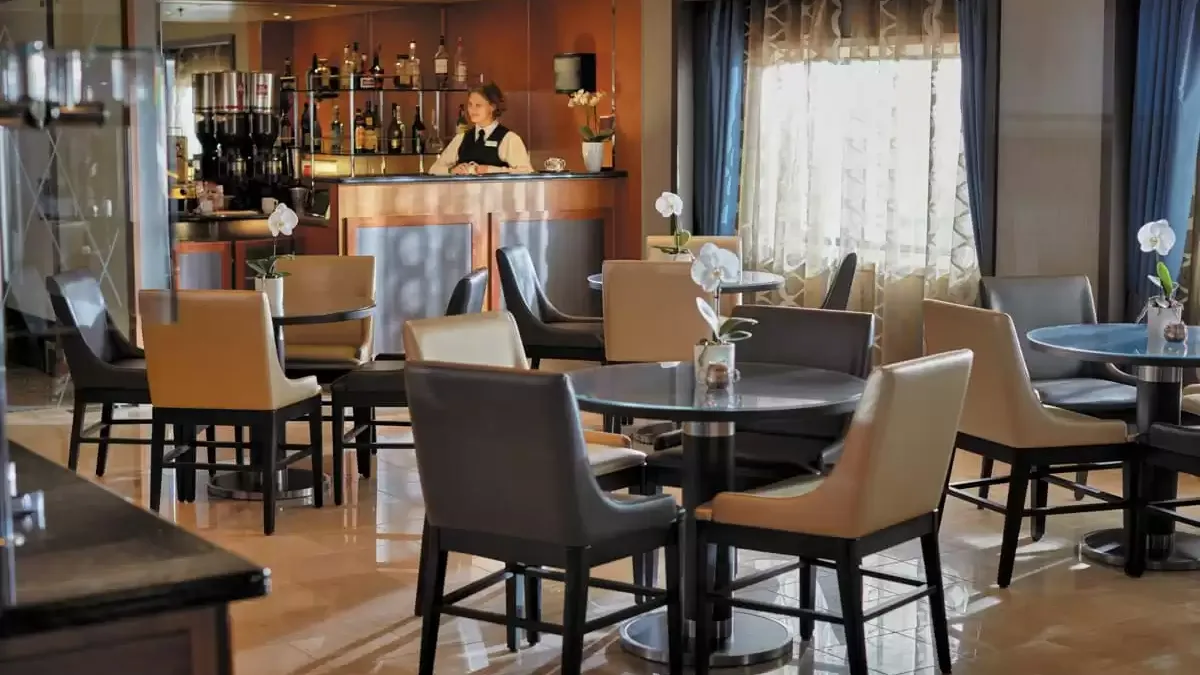 Espaces et activités à bord du Seven Seas Voyager