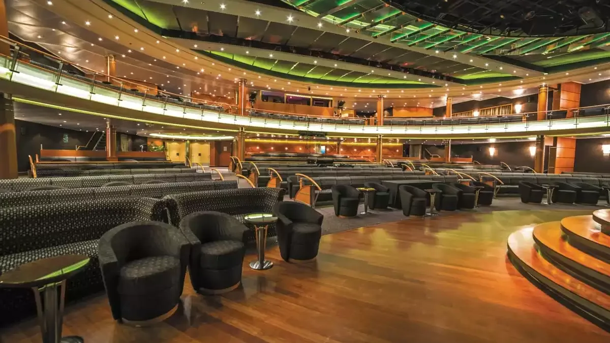 Espaces et activités à bord du Seven Seas Voyager
