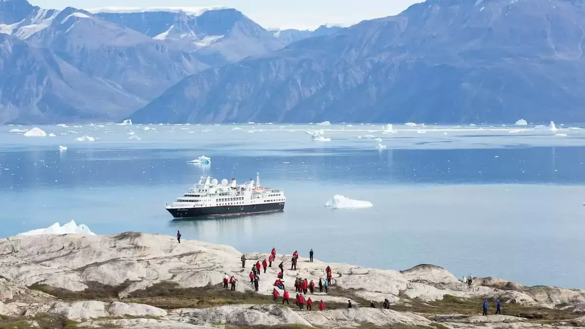Le Silver cloud Expedition en mer, vu du ciel