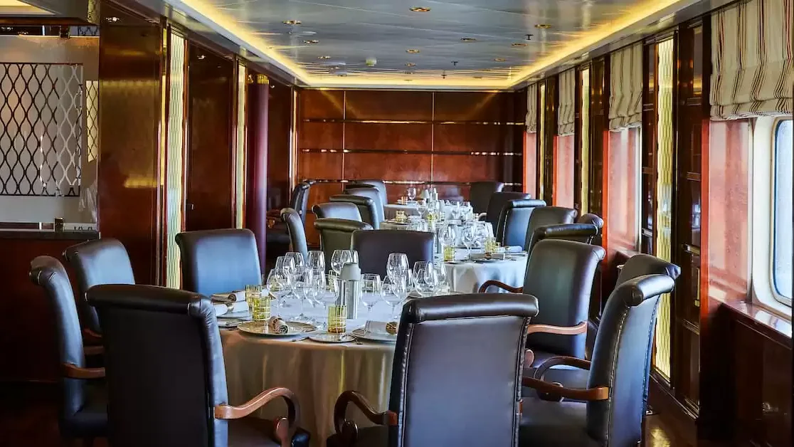 Espaces et activités à bord du Silver cloud Expedition