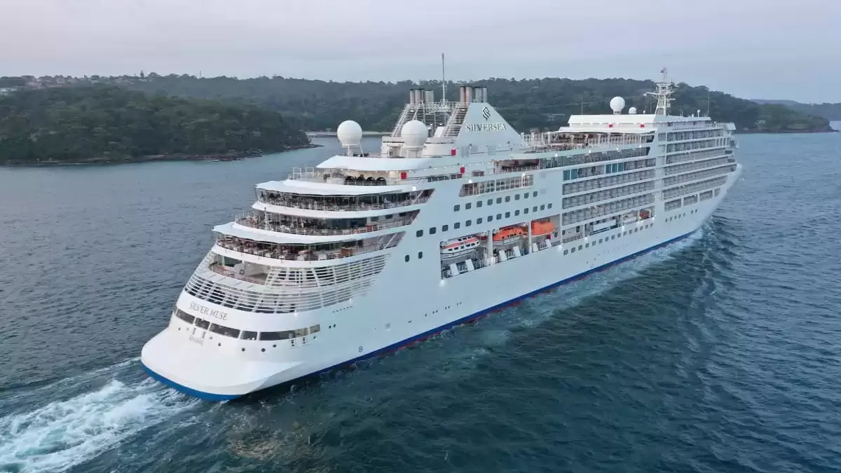 Le Silver Muse en mer, vu du ciel