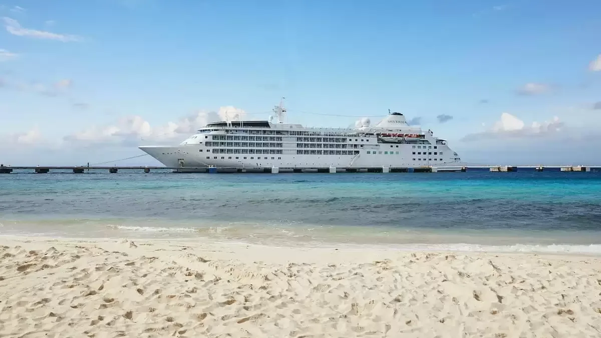 Le Silver Wind en mer, vu du ciel