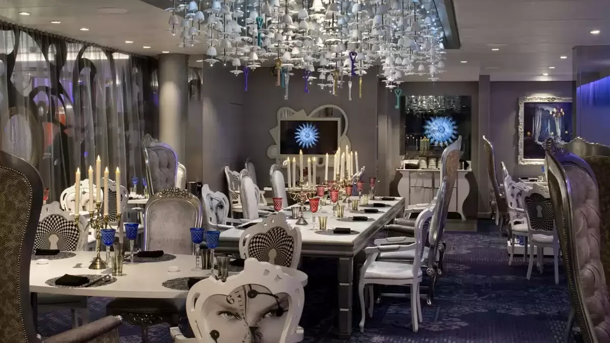 Espaces et activités à bord du Spectrum Of The Seas