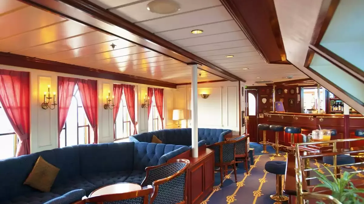 Espaces et activités à bord du Star Clipper