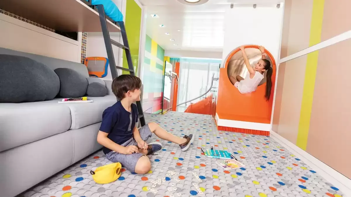 Une cabine à bord du Symphony of the Seas