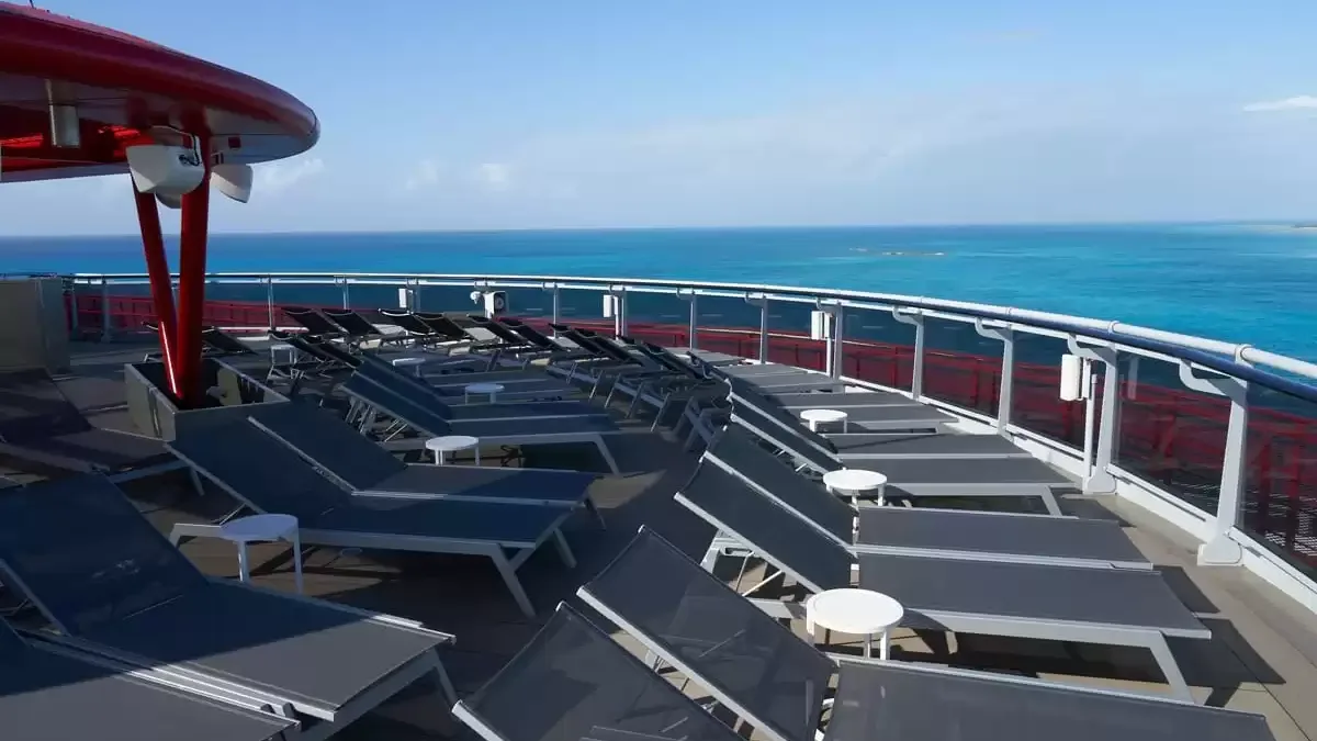 Espaces et activités à bord du Valiant Lady