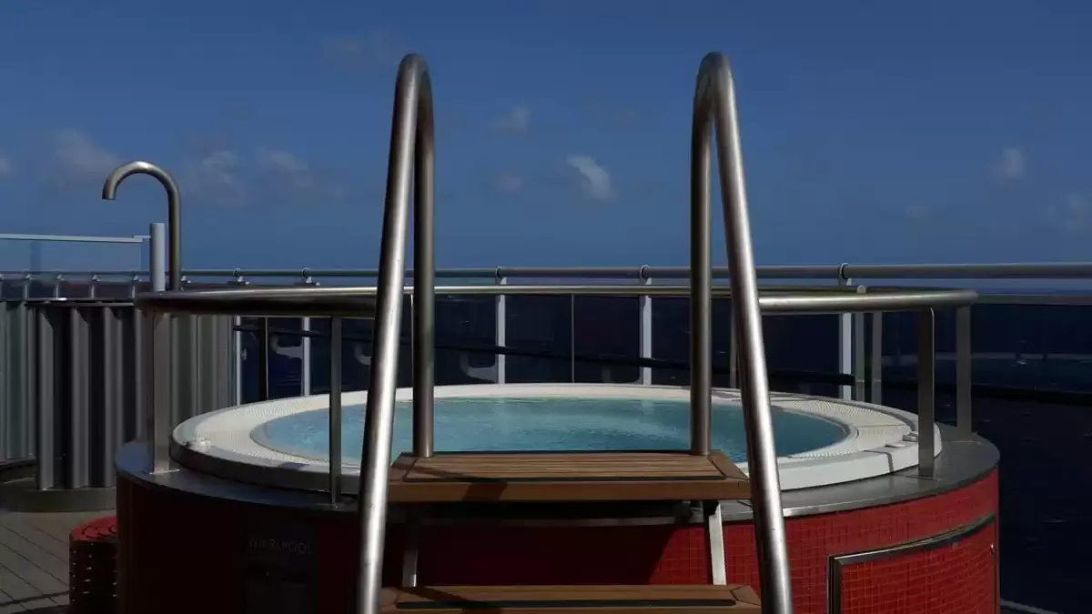 Espaces et activités à bord du Valiant Lady